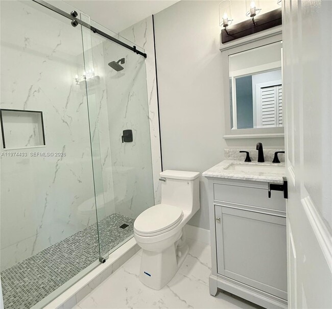 Building Photo - 130 N Collier Blvd