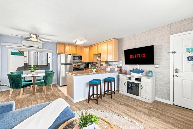 Building Photo - 829 San Fernando Pl