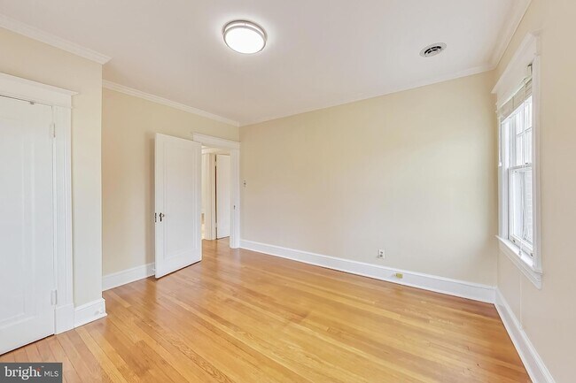 Building Photo - 4509 Highland Ave