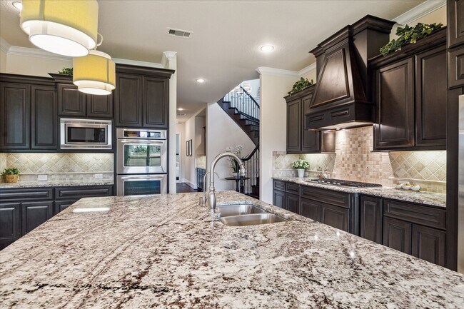 Building Photo - 4511 Royal Bend Ln