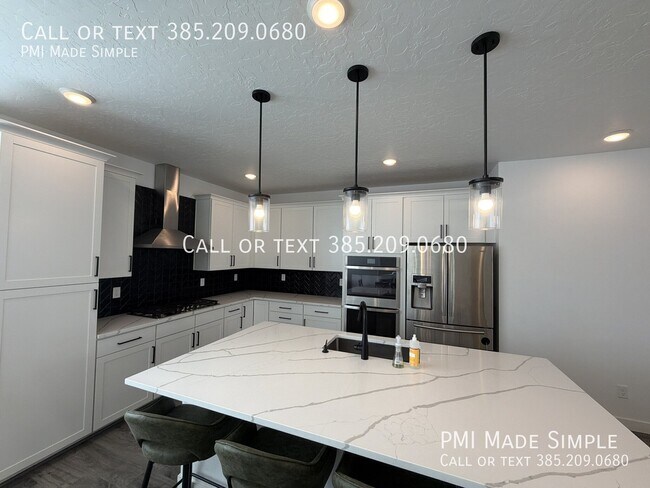 Building Photo - 617 E 460 S