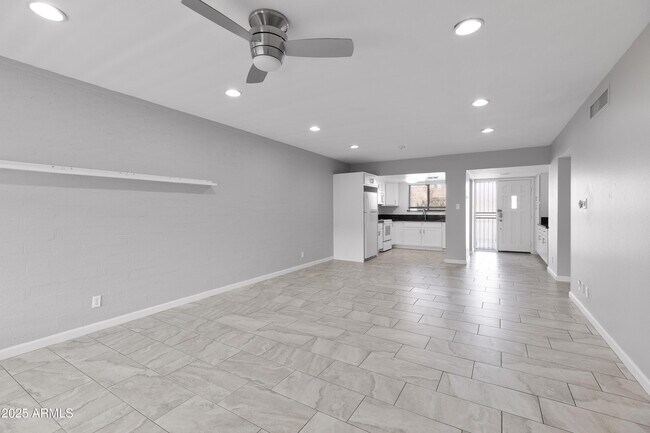 Building Photo - 4701 N 68th St