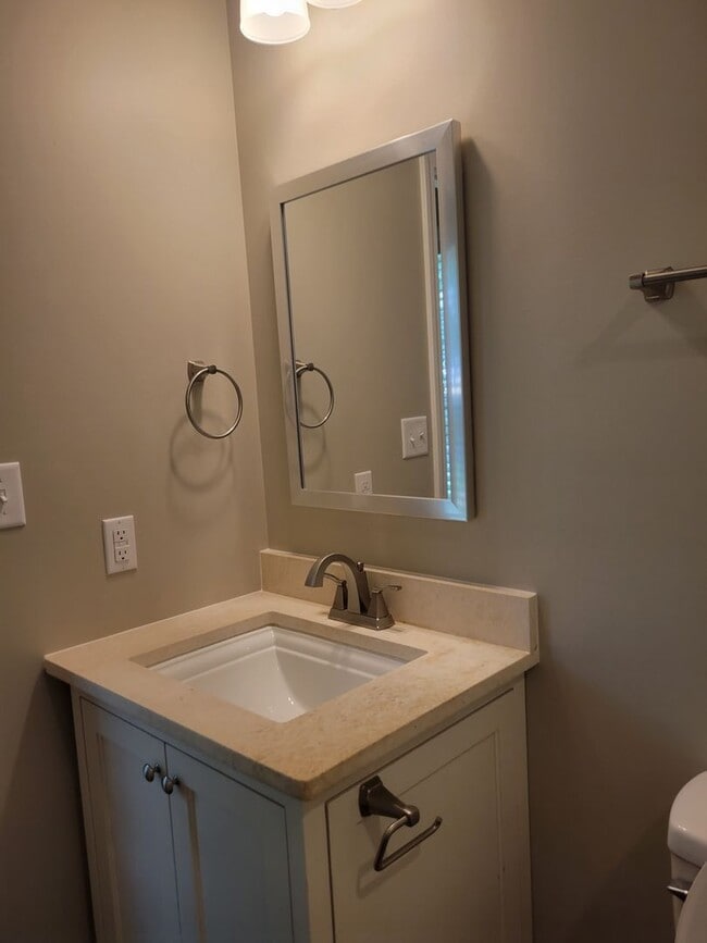 Building Photo - Brand New 3 Bedroom 2 Bathroom Home