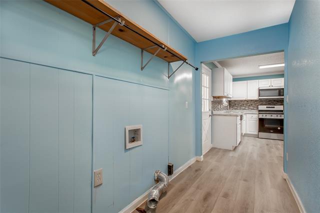 Building Photo - 926 Powell Rd