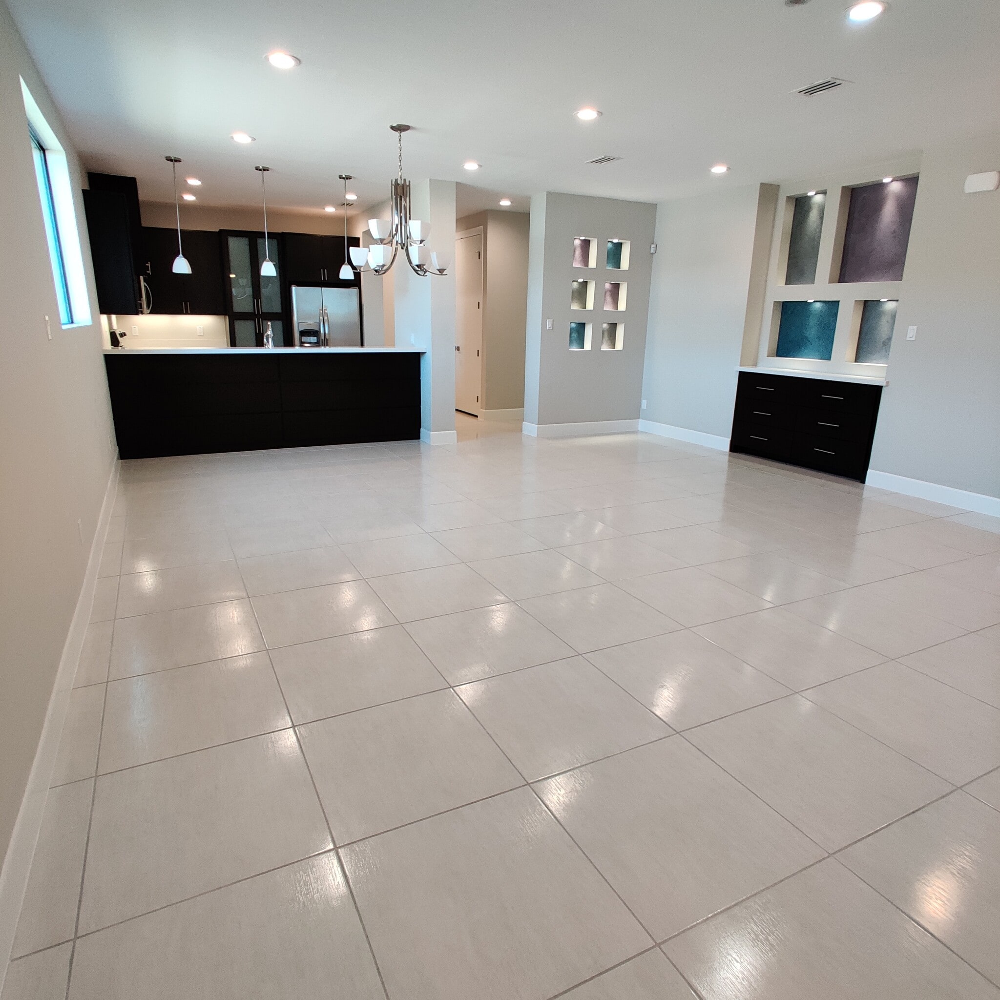 Building Photo - 9368 N 15th St