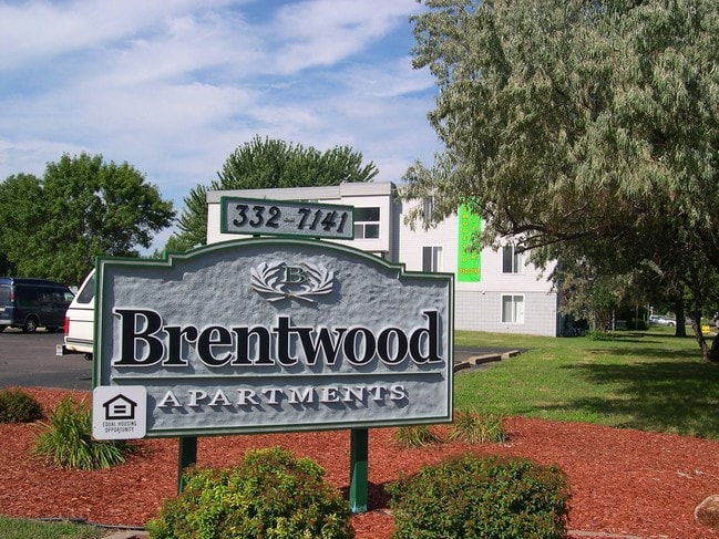 Building Photo - Brentwood Apartments