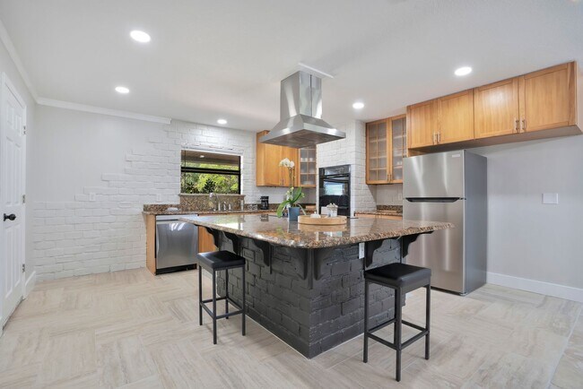 Building Photo - 2724 Ardon Ave