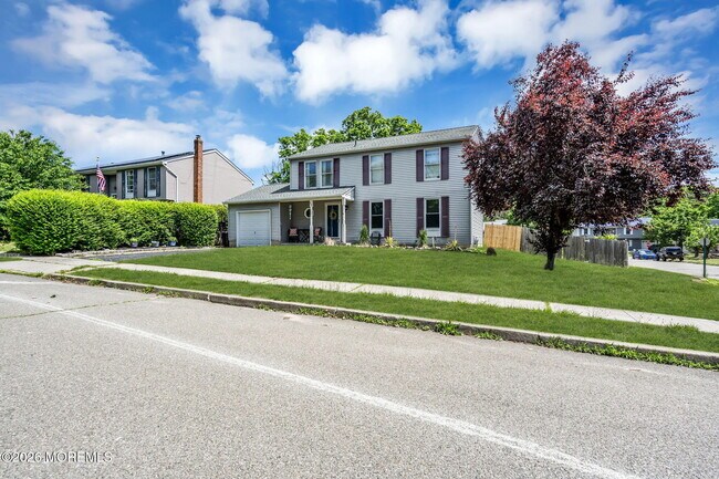 Building Photo - 22 Compass Ln