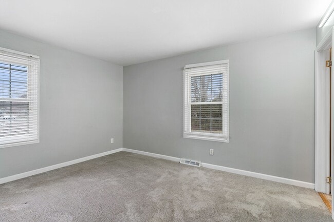 Building Photo - 3946 New Rd