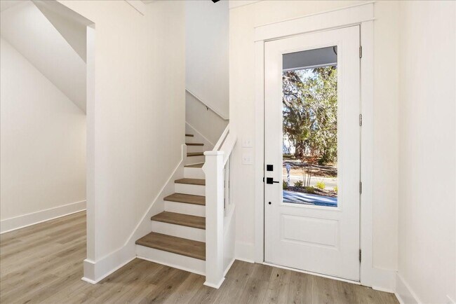 Building Photo - 4028 Poets Trl