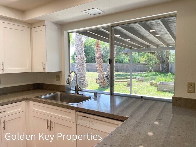 Building Photo - 3BR/BA Single-level home in Fire Mountain!...