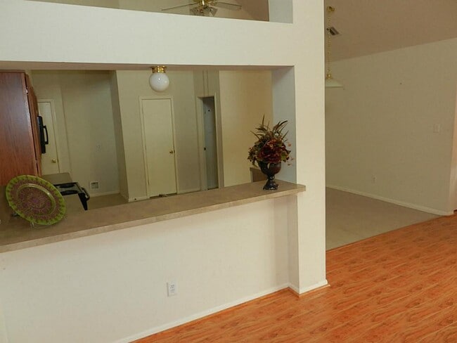 Building Photo - 4731 Montclair Hill Ln