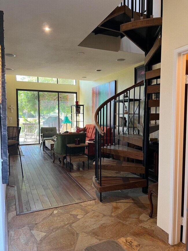 Building Photo - 38145 Crocus Ln