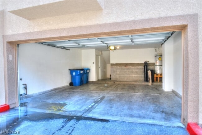 Building Photo - 8400 Tiger Woods Ave