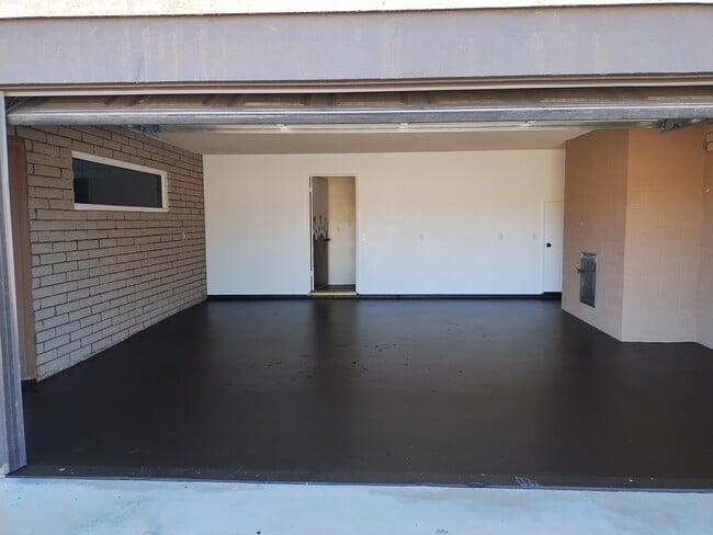 Building Photo - 18335 Taloga Ln