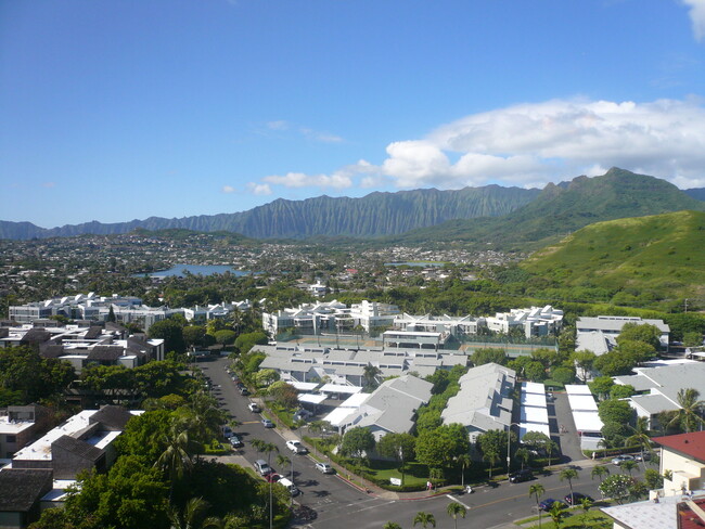Building Photo - Must see renovated Windward Passage