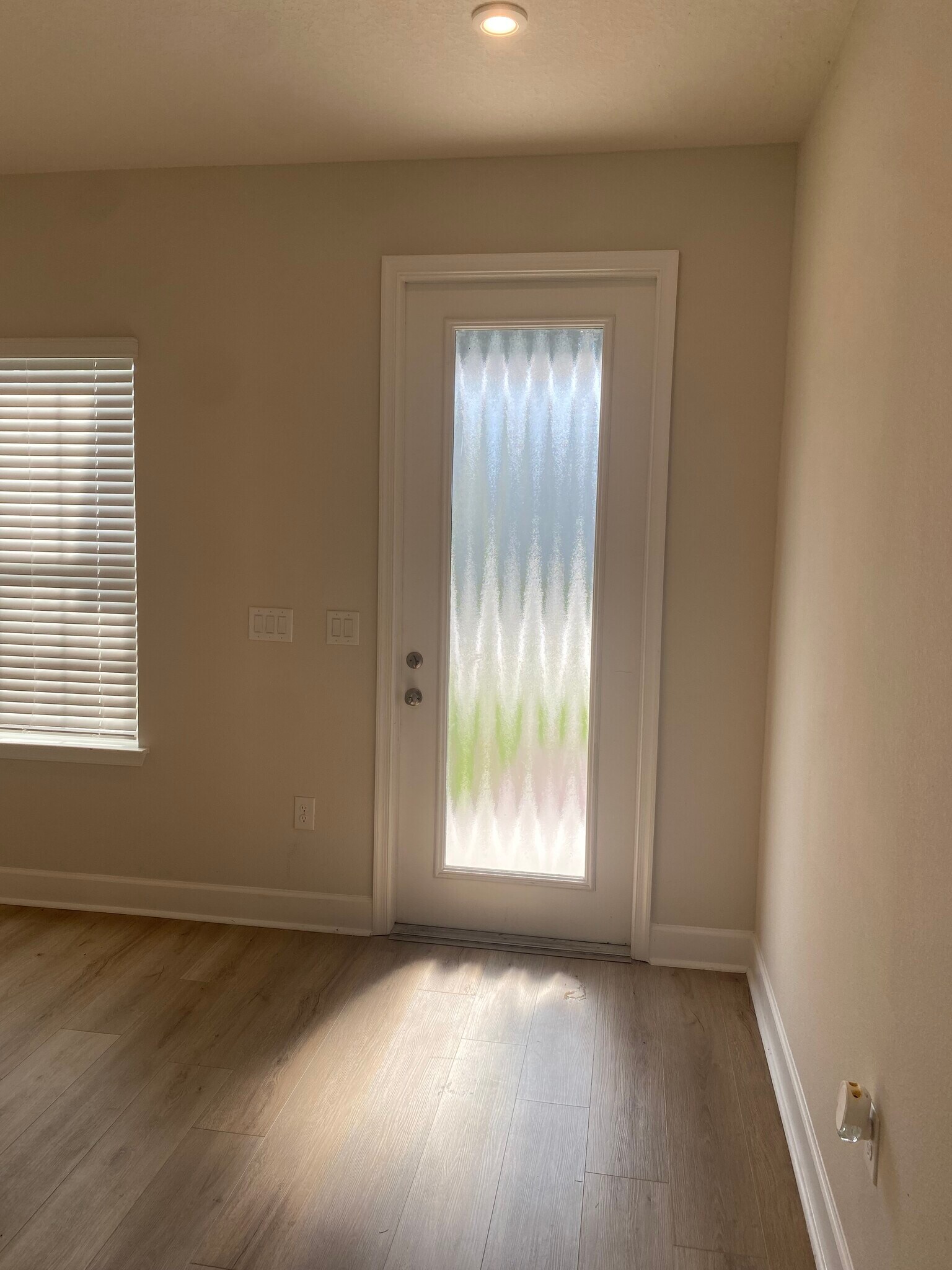 Building Photo - 1710 Summer Rose Dr