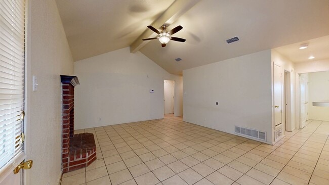 Building Photo - BRAND NEW STAINLESS STEEL APPLIANCES, ALL TILE HOME $1,295