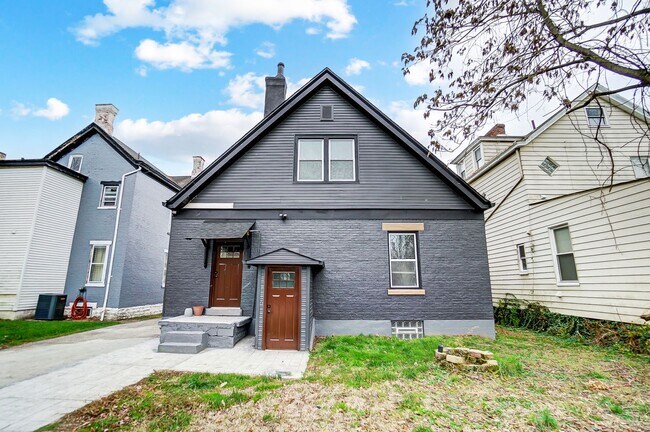 Building Photo - 1706 Sherman Ave