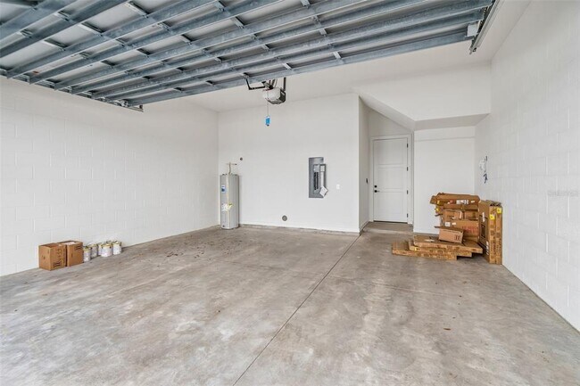 Building Photo - 1218 E Kay St