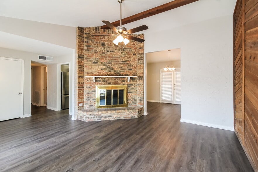 Building Photo - 454 Kenya St