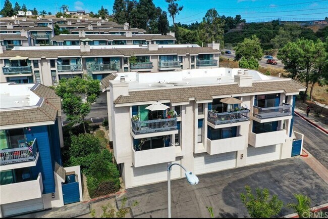 Building Photo - 3705 Balboa Terrace