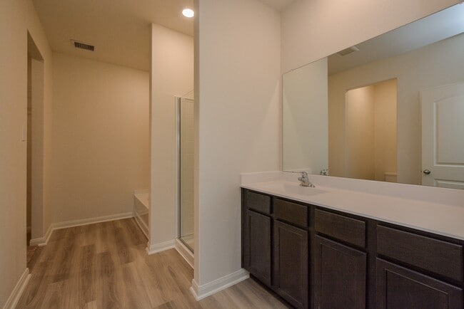 Building Photo - 21339 Rachel Manor Dr