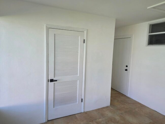 Building Photo - 2645 Old Donald Ross Rd