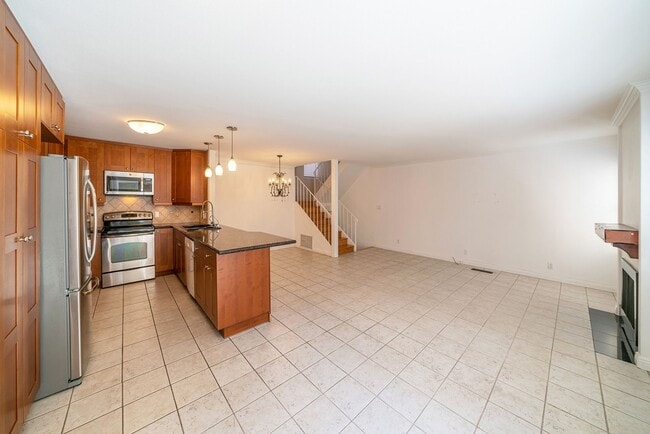 Building Photo - 28513 Vista Tierra