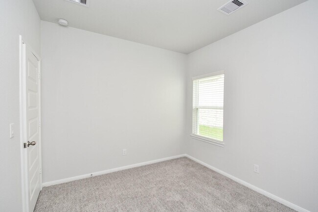 Building Photo - 8319 Bristlecone Pne Wy