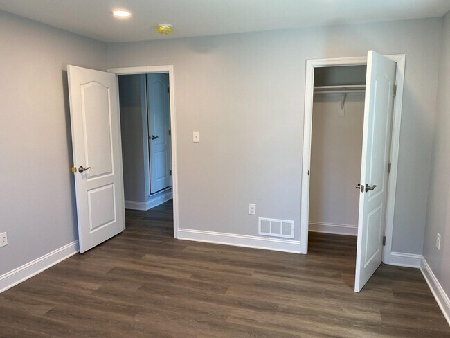 Building Photo - 108 Paoli Pike