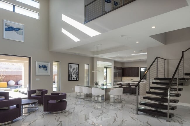 Building Photo - Exceptional 3-Bedroom Home in the Ridges