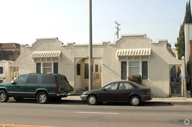 Building Photo - 1371 Redondo Ave