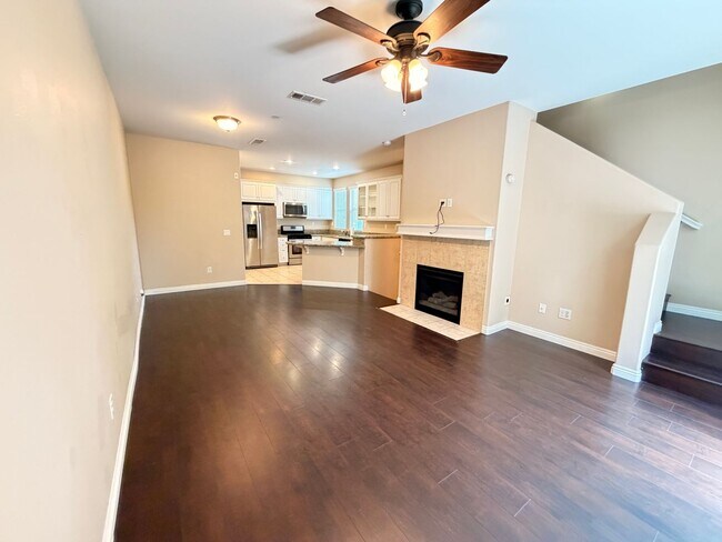 Building Photo - 1831 Crimson Ct
