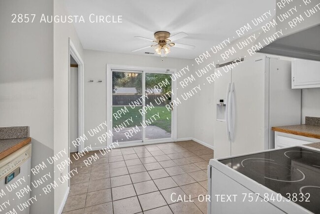 Building Photo - 2857 Augusta Cir