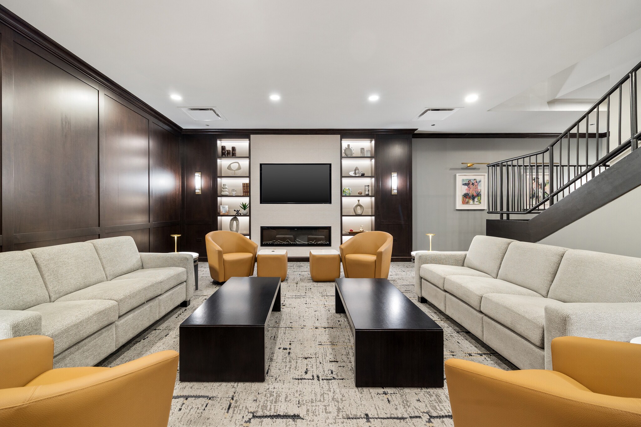 Building Photo - 310 S Michigan Ave