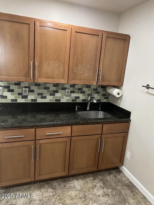 Building Photo - 15230 N Blackbird Dr