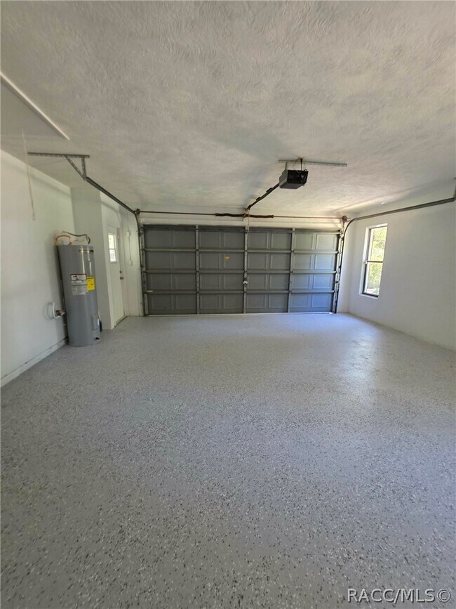 Building Photo - 1600 W Ivorywood Dr