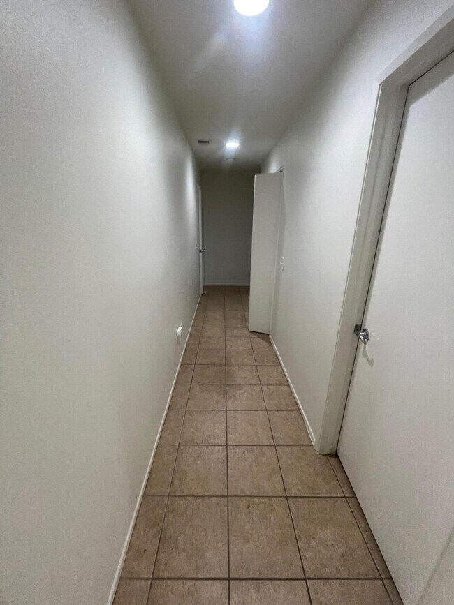 Building Photo - 47537 Calle Diamante