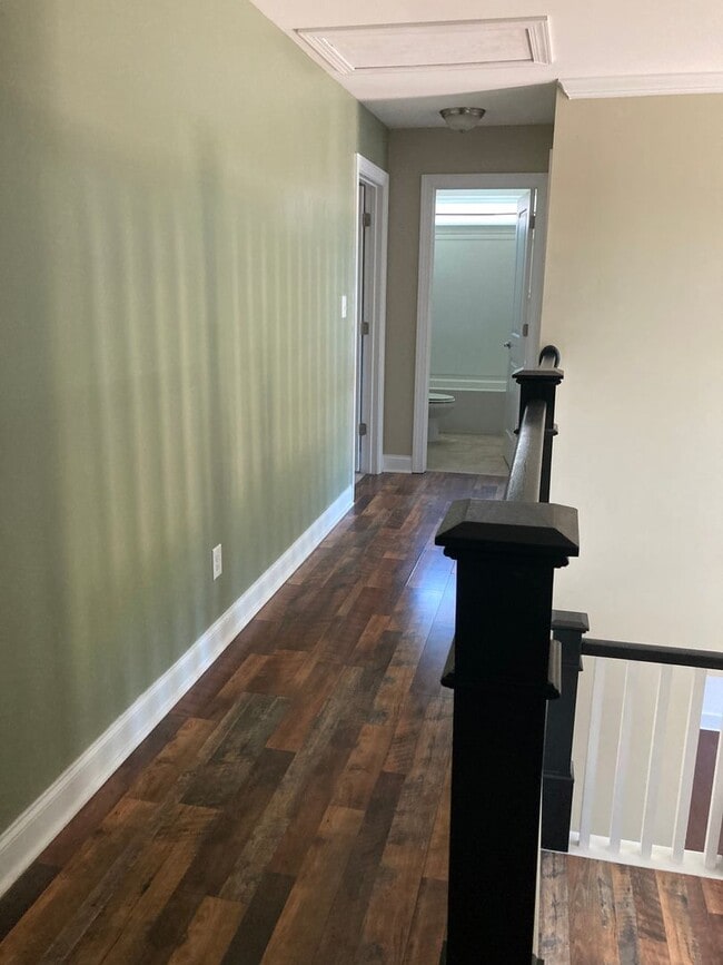 Building Photo - Welcome to Mimosa Bay!