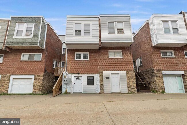 Building Photo - 2719 N 47th St