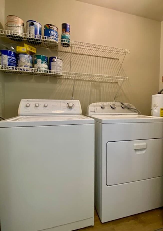 Building Photo - 1/2 Mo Off Special - Bed, 1 Bath townhome minutes to South Park