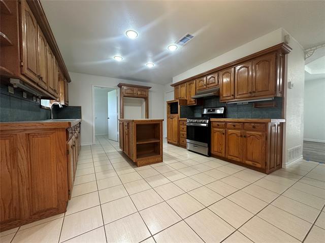 Building Photo - 2243 Stickhorse Ln