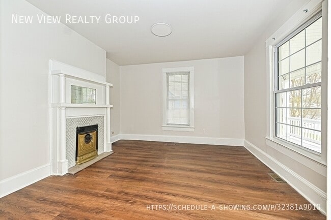 Building Photo - 1208 S Salisbury Ave