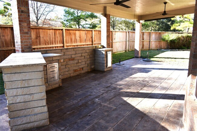 Building Photo - 5302 Fairwick Ct