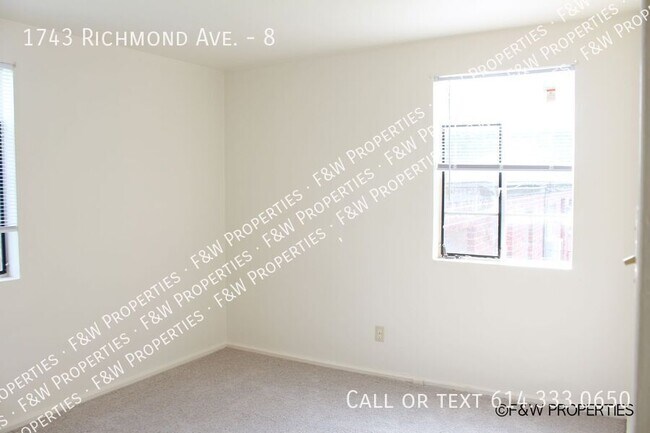 Building Photo - 1743 Richmond Ave