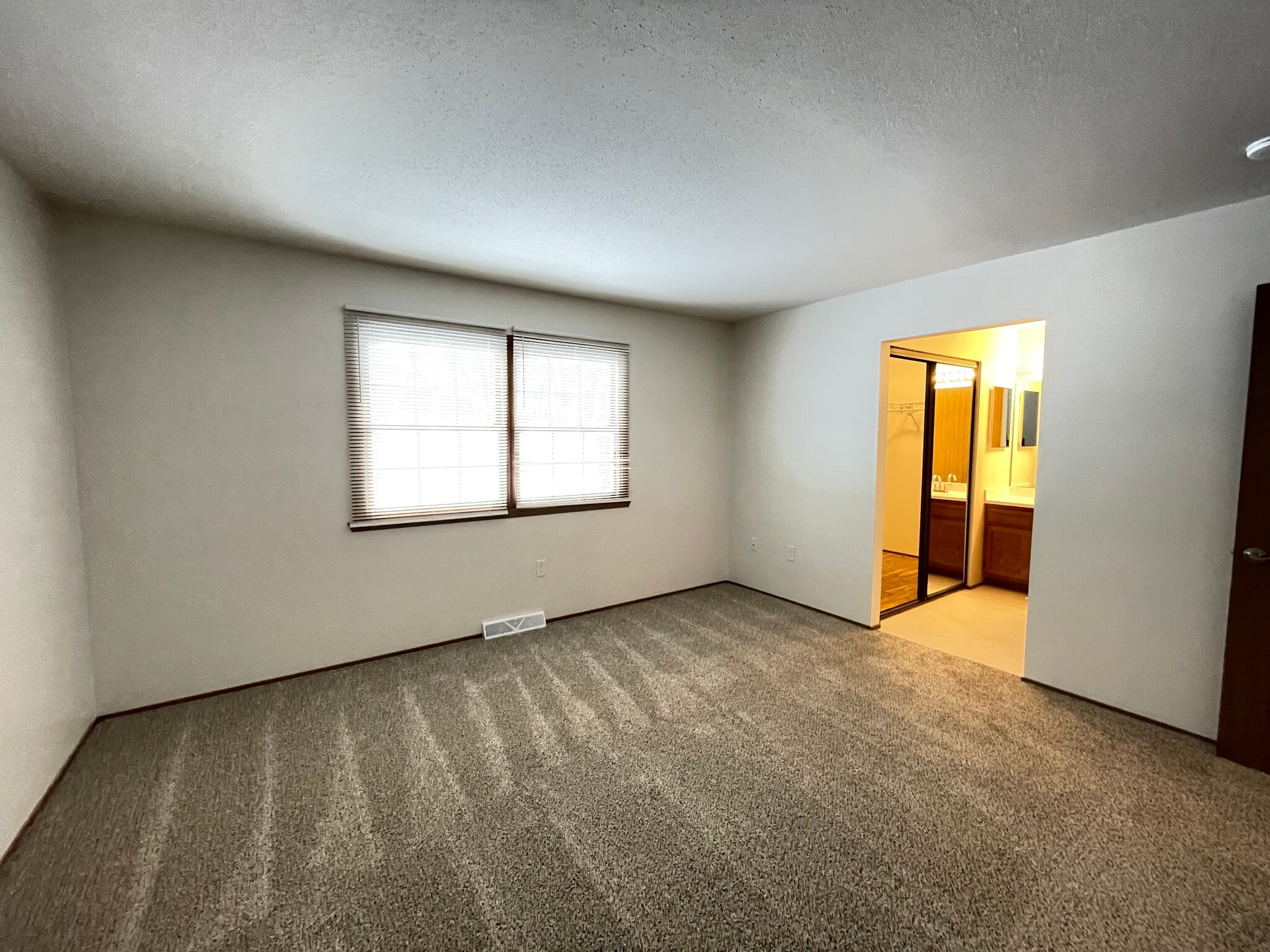 Main Bedroom with Walk-In Closet & Bath with Shower - 2829 Burgundy Dr