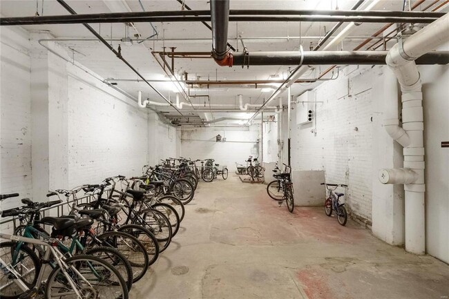 bike racks in basement - 1501 Locust St