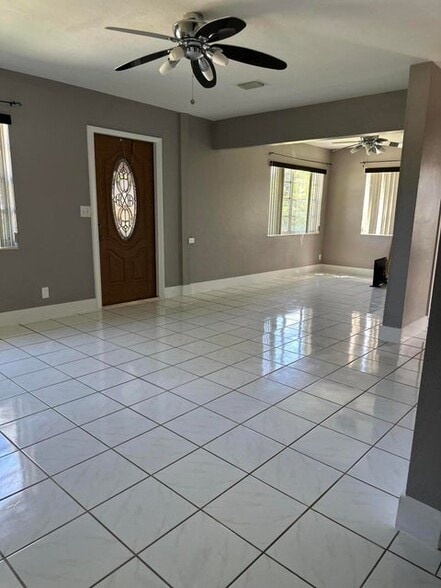 Building Photo - 3461 Ocean Pky