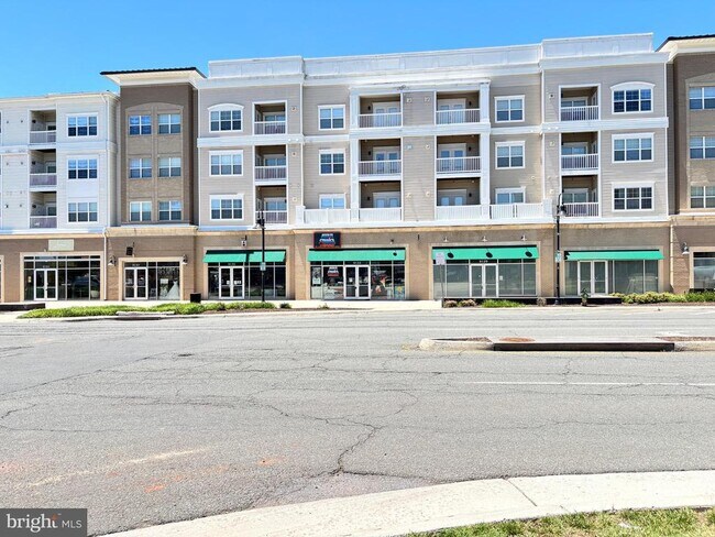 Building Photo - 1104 Dabney Dr